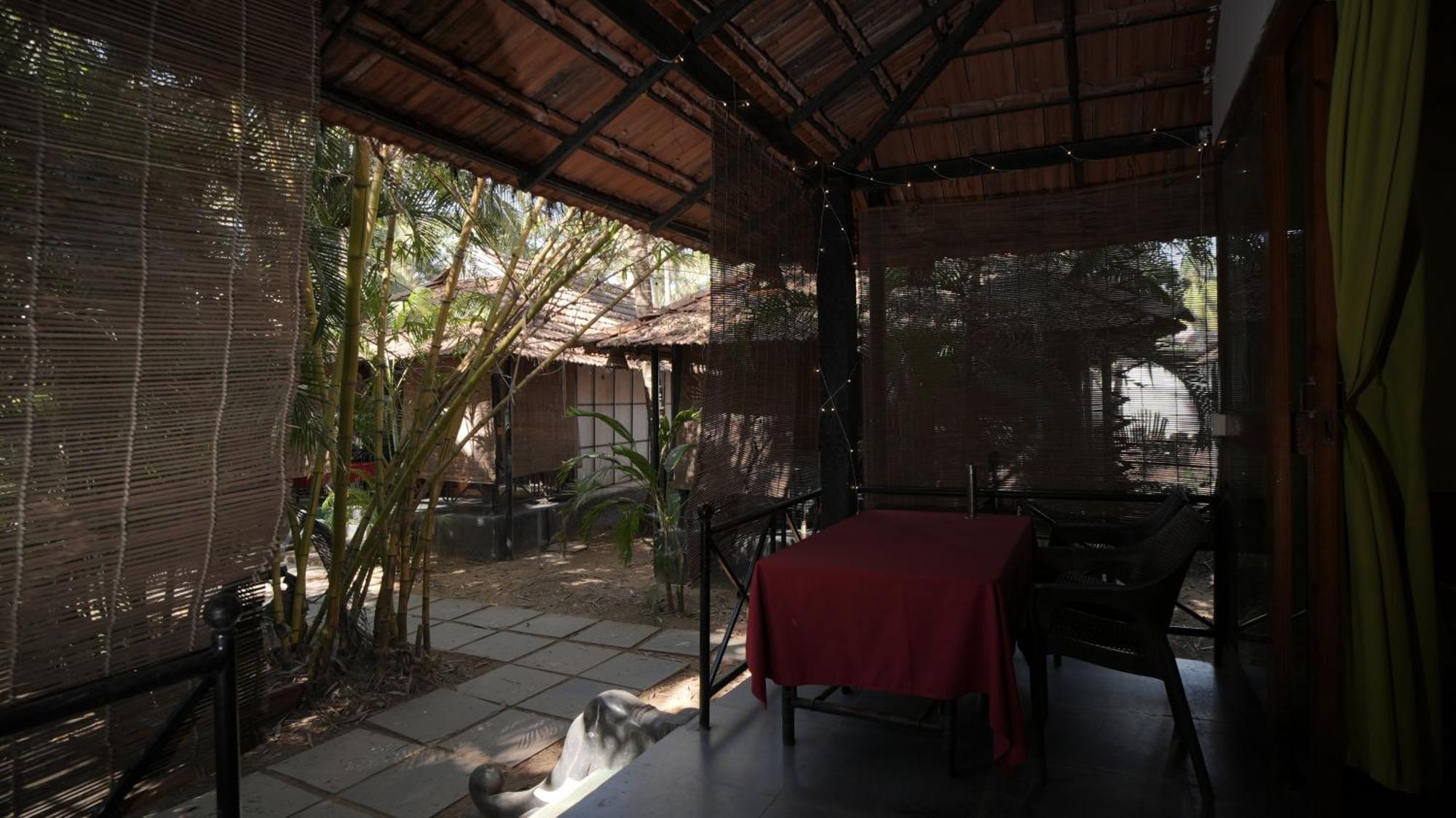 Готель Patnem Palm Garden Patnem Beach Екстер'єр фото